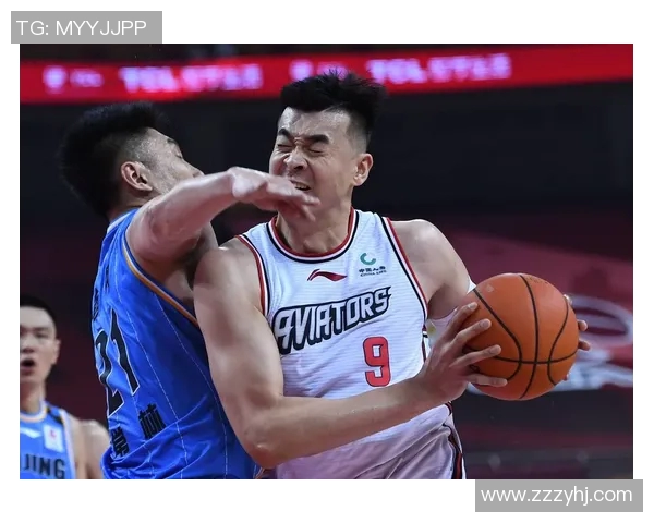 李慕豪：从篮球新星到职业生涯巅峰的奋斗历程与成长故事